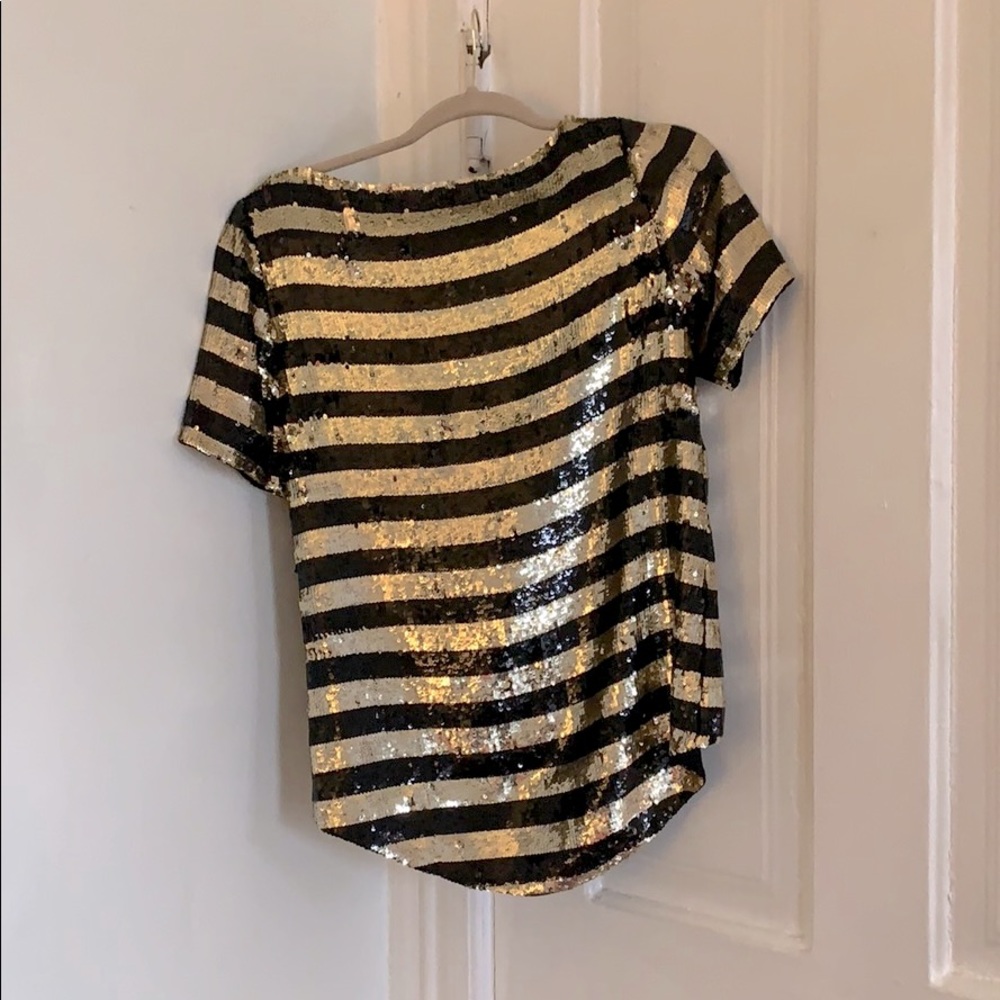 Sequins please! - Picture 2 of 3